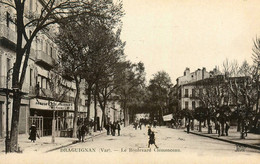 Draguignan * Vue Sur Le Boulevard Clémenceau * Attelage - Draguignan