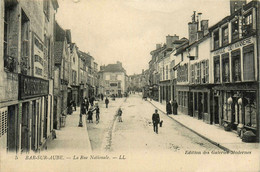 Bar Sur Aube * La Rue Nationale * Fabrique De Vannerie * Vannier * Commerce Chaussure COUSIN DRIAT - Bar-sur-Aube