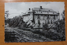 Novilles Les Bois Chateau De Fernélmont - Castillos