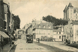 Pau * Le Château Et La Rue Marca * Tramway Tram * Café Restaurant De La Monnaie - Pau