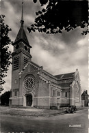 Chaulnes * Place De L'église * Automobile Voiture Ancienne - Chaulnes