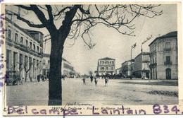 - 19979 - Crotone - ( Calabria ) - Piazza Raffaéla Bucente, Animation, écrite, Voyagé  Dans Enveloppe,  TBE, Scans.. - Crotone