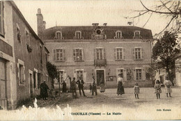 86 - La Trimouille : La Mairie - La Trimouille