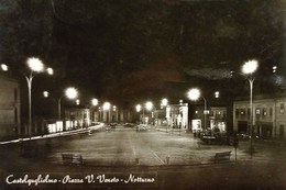 Cartolina - Castelguglielmo - Piazza V. Veneto - Notturno - 1950 Ca. - Rovigo