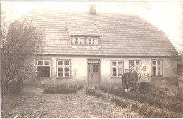 WESSIN Mecklenburg Zwischen Crivitz Und Goldberg Wohnhaus Mit Eigentümerfamilie Original Private Fotokarte Ungelaufen - Goldberg