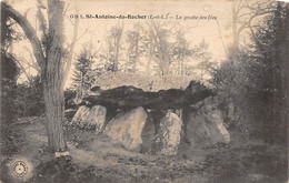 Saint-Antoine-du-Rocher        37        Dolmen La Grotte Des Fées   N° GB1    (voir Scan) - Other & Unclassified