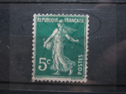 VEND BEAU TIMBRE DE FRANCE N° 137 + ANNEAUX DE LUNE !!! - Usados