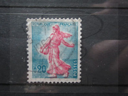 VEND BEAU TIMBRE DE FRANCE N° 1233 , ROSE DECALE !!! - Used Stamps