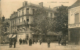Cholet * Place Et Le Grand Café * épicerie * Commerce Magasin * Cachet Au Dos : 77ème Régiment - Cholet