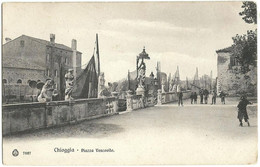 CHIOGGIA (Veneto) – Piazza Vescovile. Ed. Brunner & C. N° 7667. - Chioggia