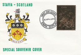 Staffa 1976 Willow Goldfinch (Male) £8 Value Perforated & Embossed In 23 Carat Gold Foil On Souvenir Cover With First Da - Local Issues