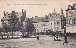 GENT   LA  MAISON DU GOUVERNEMENT ET PLACE LAURENT - Westende