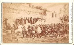 Foto/druk Op Hard Karton Photo (6,5 X 10,5cm) Paris Assassinat Des Otages Rue Haxo 85 A Belleville 1871 - Kirchen