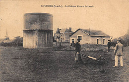 Saint-Flovier        37       Le Château D'eau Et Le Lavoir   - 1-       (voir Scan) - Autres & Non Classés