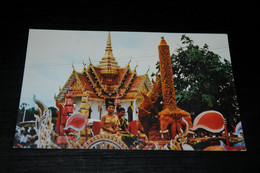 33149-                      THAILAND, A PARADE OF THAI BUDHIST - Thaïlande