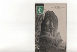 Carlat En 1909...L'escalier De La Reine..Voir Scan - Carlat