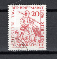 ALLEMAGNE ORIENTALE   N° 269    OBLITERE  COTE  0.40€    JOURNEE DU TIMBRE - Used Stamps