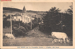 1938 - LES BIEFS Par La Pacaudière - L'Eglise, Côté Ouest - La Pacaudiere