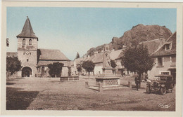 Arpajon - Place Du Monument Aux Morts (E.7802) - Arpajon Sur Cere