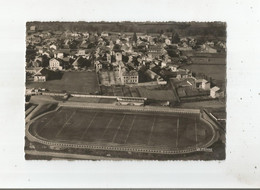 EN AVION SUR LANNEMEZAN (HAUTES PYRENNEES) 65.258.01 CARTE PHOTO VUE DU STADE MUNICIPAL - Lannemezan