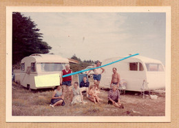 Dept 56 : ( Morbihan ) Kerjouanno, Arzon, Camping, Voiture, Caravanes, Landau, Arbres, Epuisette, 06 Aout 1960, Animée. - Sonstige