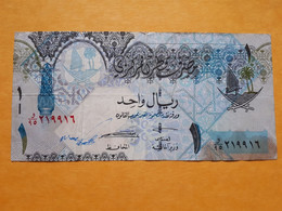 QATAR 1 RIYAL 2008 + A HAND SIGNATURE AT LEFT - Qatar