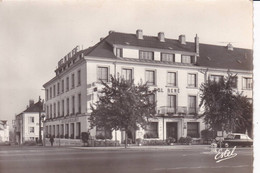 SAUMUR - L'Hôtel Du Roi René - Saumur