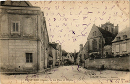 CPA AK St-BRIS - La Place Et L'Église (358301) - Saint Bris Le Vineux
