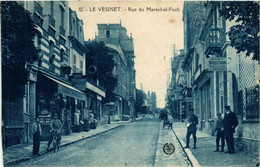 CPA AK Le VESINET - Rue Du Marechal-Foch (359689) - Le Vésinet