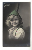 DG2338 - FAMOUS CHILD MODEL 1920, With FANCY GREEN HAT And FEATHER - Portraits