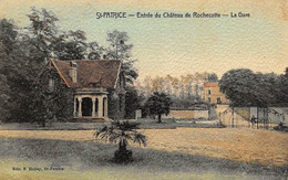 Saint-Patrice        37        Entrée Du Château De Rochecotte - La Gare. Colorisée Et Toilée      (voir Scan) - Autres & Non Classés