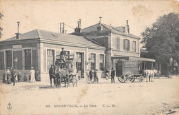 CPA 95 ARGENTEUIL LA GARE - Argenteuil