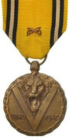 Médaille Commémorative De La Guerre / Herinneringsmedaille Van De Oorlog -1940-1945 - En Bronze - Diamètre 36.5mm - WWII - Belgien