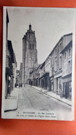 CPA (79). Bressuire. La Rue Gambetta. L'église Notre Dame. (AB.703) - Bressuire