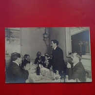 CARTE PHOTO PARIS INTERIEUR D UN RESTAURANT LIEU A IDENTIFIER - A Identifier