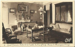 CPA De LA CRAU - Grand Séminaire Aubert De La Castille - Bureau De Monseigneur L'Evêque (n°9). - La Crau