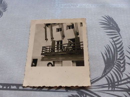 25-9 , 533 , Photo, Chamrousse ,sur La  Terrasse De L'Hôtel Chouka, 1957 - Places