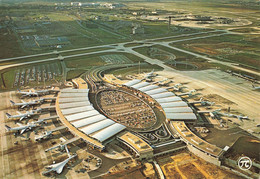 CPM CPSM Grand Format - 95 - Roissy En France - L'aéroport Charles De Gaulle - Roissy En France