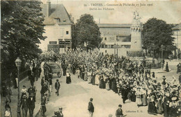 Troyes * Le Concours De Pêche Du 17 Juin 1906 * Défilé De Pêcheurs * Pêche à La Ligne * Attelage - Troyes