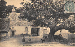 76-MESNIL-VAL- L'INTERIEUR DE LA FERME - Mesnil-Val