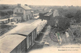 Souvigné       37         Intérieur De La Gare,    Train De Marchandise     (voir Scan) - Sonstige & Ohne Zuordnung