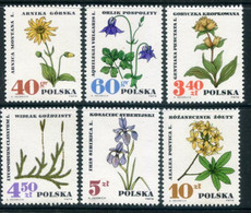 POLAND 1967 Medicinal Plants  MNH / **.  Michel 1770-75 - Unused Stamps