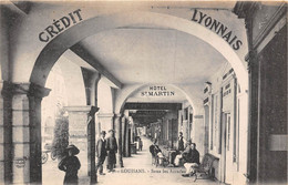 71-LOUHANS- SOUS LES ARCADES CREDIT LYONNAIS- HÔTEL ST-MARTIN - Louhans