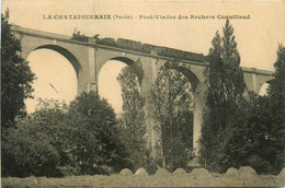 La Chataigneraie * Le Pont Viaduc Des Rochers Coquillaud * Passage Du Train * Ligne Chemin De Fer - La Chataigneraie