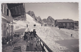 Charmey,  Vounetz.Télécabine Et Restaurant Des Dents Vertes Avec  Skieurs, Carte-photo - Charmey