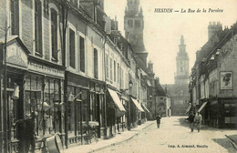 Hesdin * La Rue De La Paroisse * Quincaillerie Austin CARRE Articles De Ménage * Commerces Magasins - Hesdin