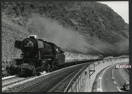 Années 70 ? - Grande Photo Format 178 X 128 Tirage Récent - En Allemagne Rame Avec Vapeur - Voir Scan - Eisenbahnen
