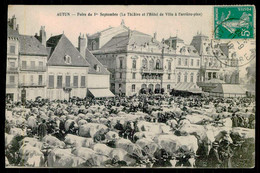 FRANCE-AUTUN-Foire Du Iº Septembre(Le Théatre Et L'Hotel De Ville á L'arriére-plan)(Ed. Guitard Libraire) Carte Postale - Fairs