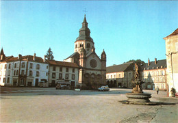 CPM 88 (Vosges) Senones-en-Salm - Place Dom Calmet, Eglise Abbatiale Et Abbaye TBE Circuit Touristique Du Val De Senones - Senones