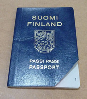 Finland Passport  Reisepass Pasaporte Passeport 1989  Expired - Historical Documents